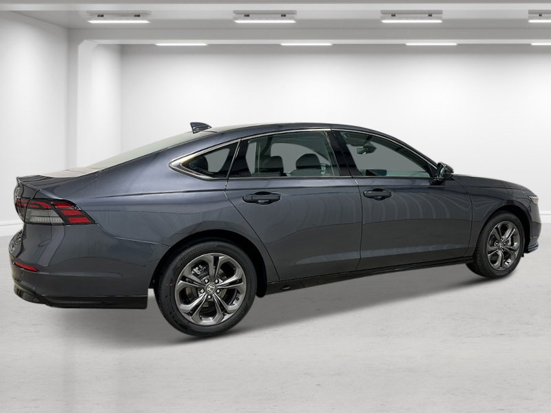 New 2025 Honda Accord EX-L image 2