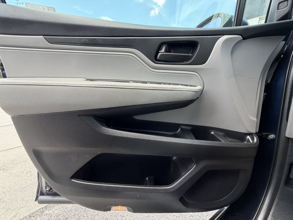 Used 2024 Honda Odyssey EX image 20