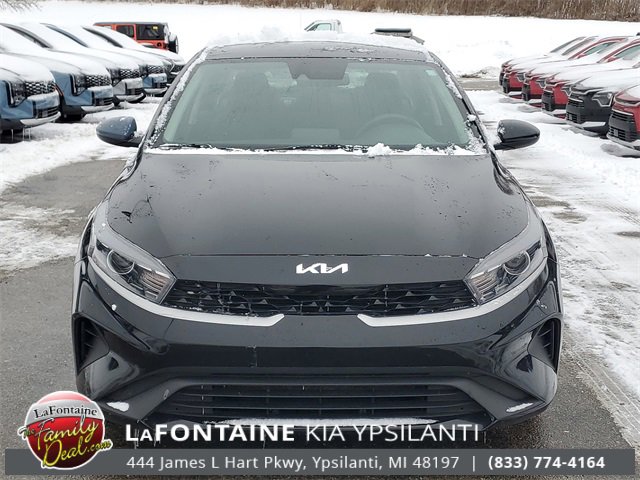 Used 2024 Kia Forte LXS image 2