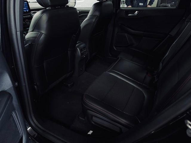 Used 2025 Ford Escape ST-Line image 19