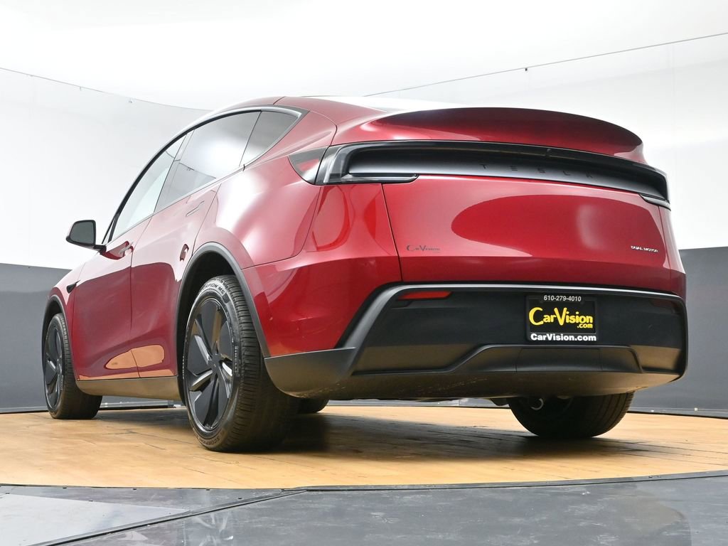 Used 2026 Tesla Model Y AWD image 56