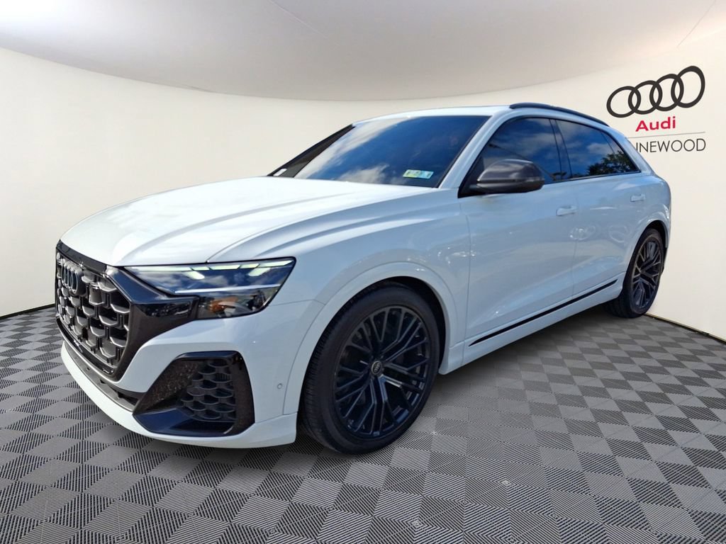 Used 2025 Audi SQ8 Premium Plus AWD/4WD image 3