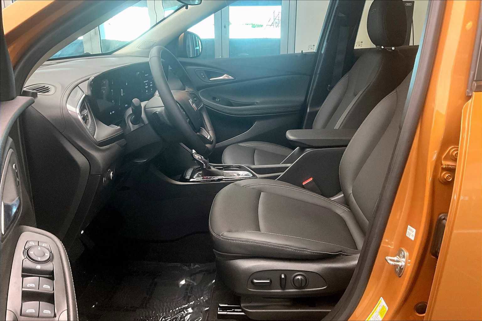 Used 2024 Buick Encore GX Sport Touring w/ Comfort Package image 7