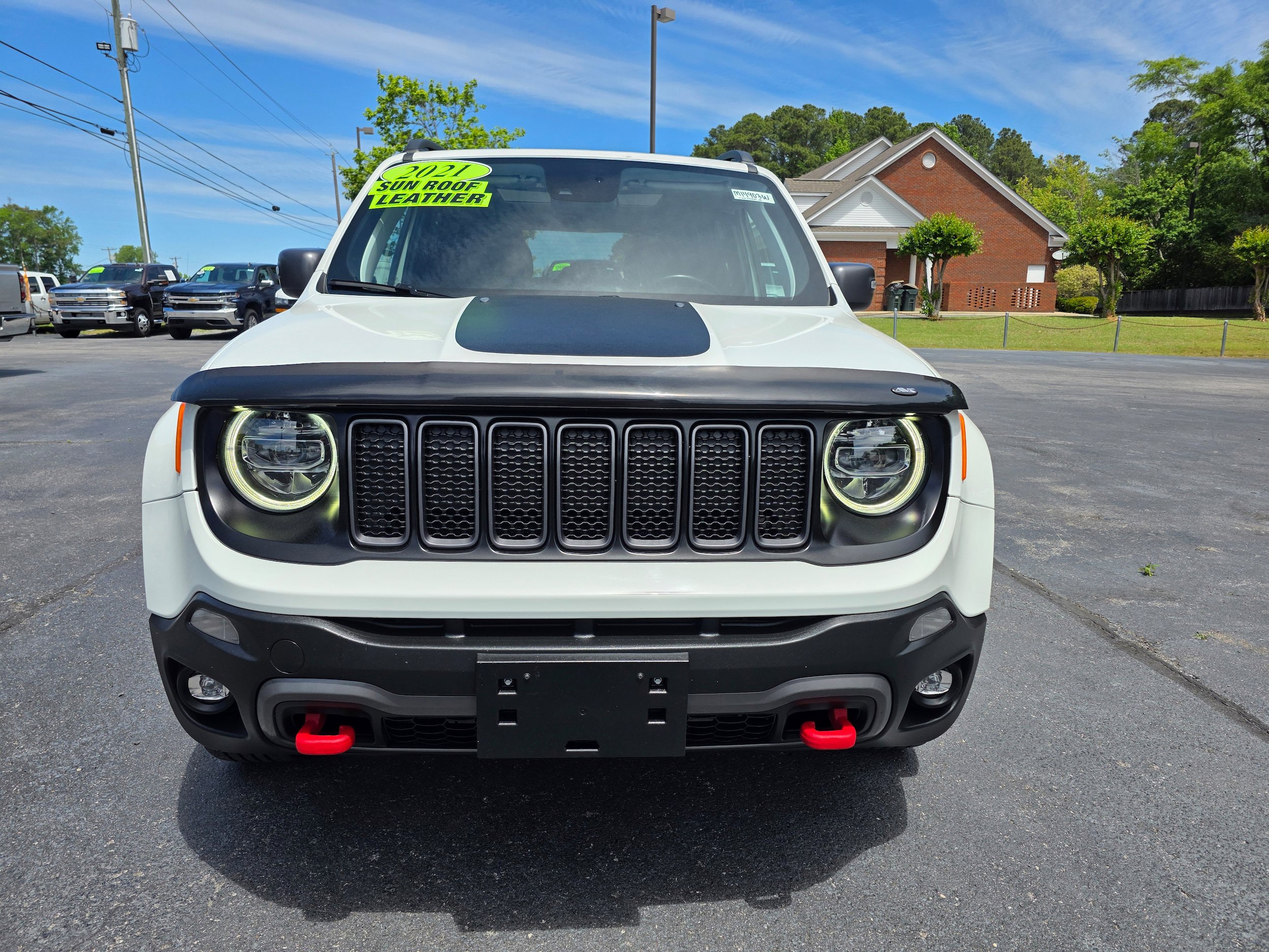 Used 2021 Jeep Renegade Trailhawk w/ Sun & Sound Group AWD/4WD image 2