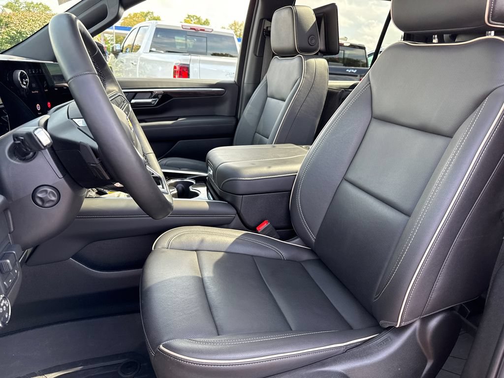 Certified 2025 Chevrolet Tahoe Premier AWD/4WD image 17