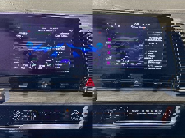 Certified 2025 Kia Sportage X-Line Prestige image 33