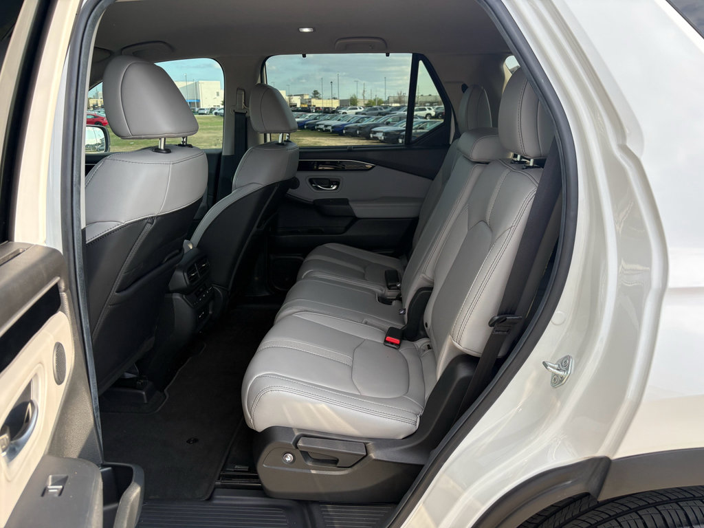 Certified 2025 Honda Pilot EX-L image 25