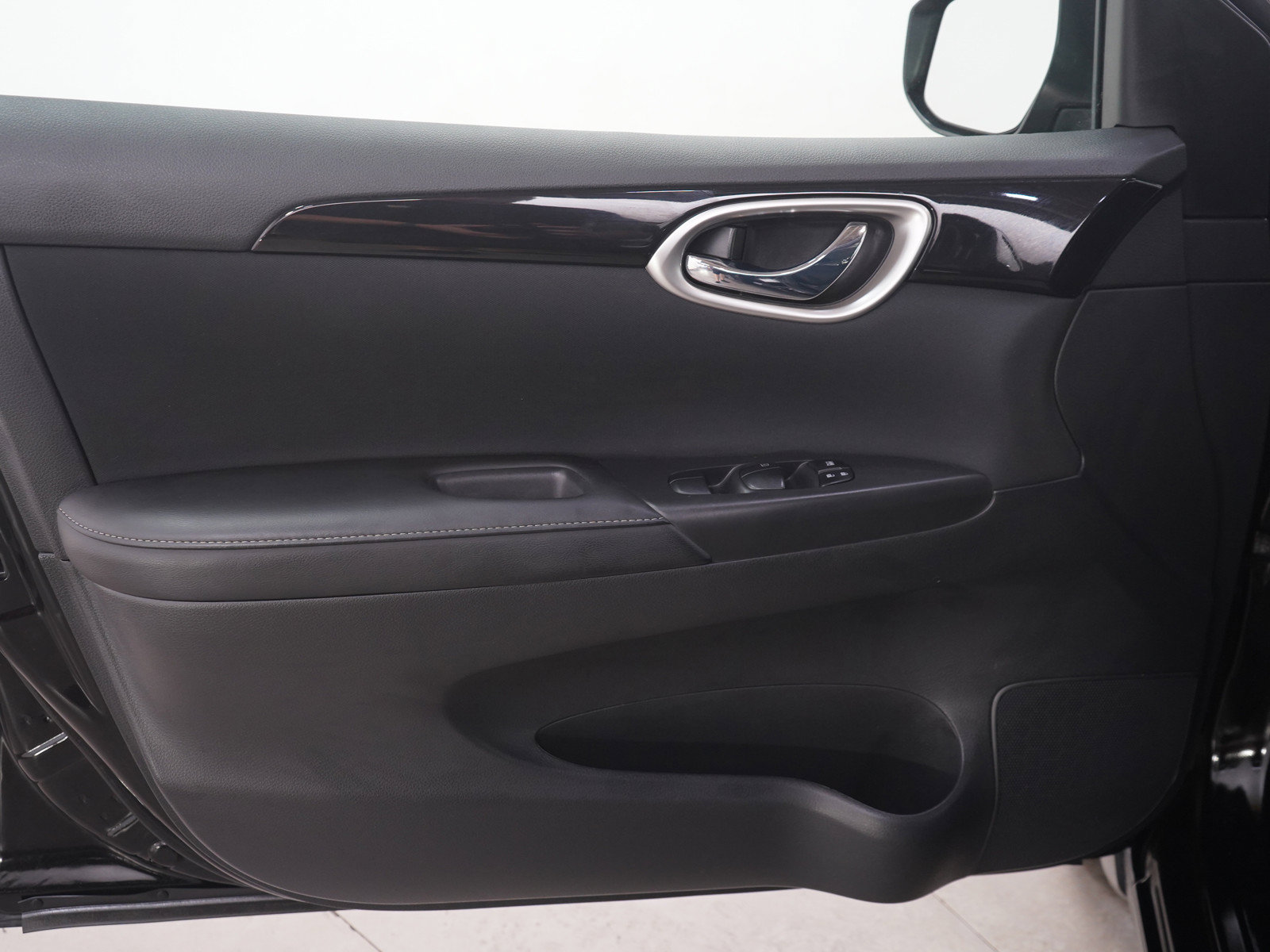 Used 2019 Nissan Sentra SV FWD image 19