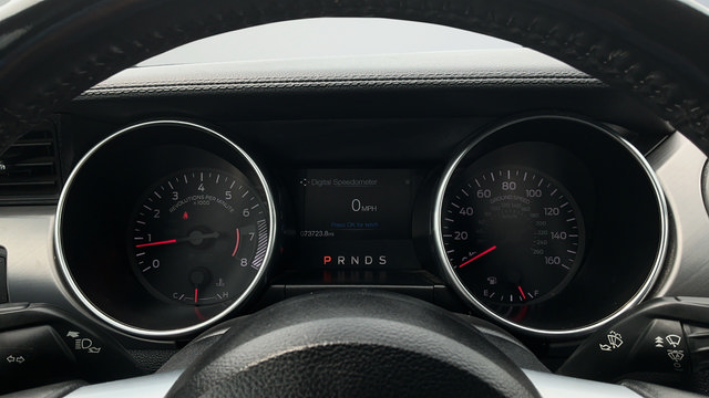 Used 2022 Ford Mustang Premium RWD image 13