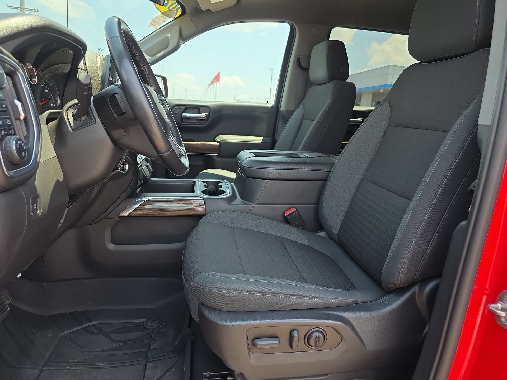 Used 2022 Chevrolet Silverado 1500 RST AWD/4WD image 10