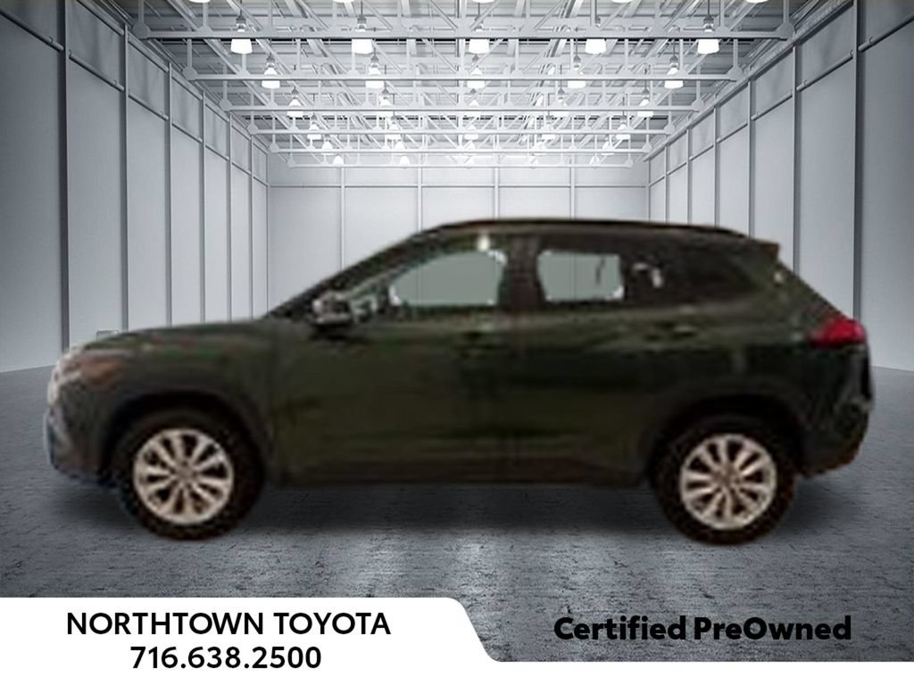 Used 2022 Toyota Corolla Cross LE w/ Moonroof Package AWD/4WD image 3