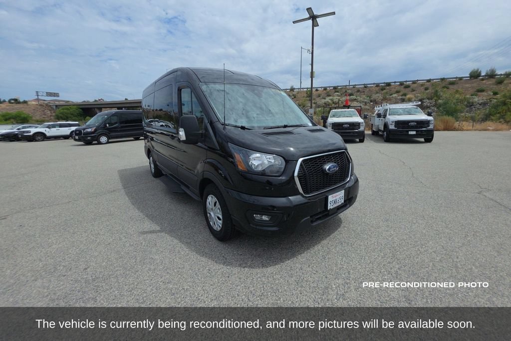 Used 2025 Ford Transit 350 XLT RWD image 3