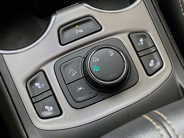 Used 2023 GMC Terrain AT4 w/ Tech Package image 21