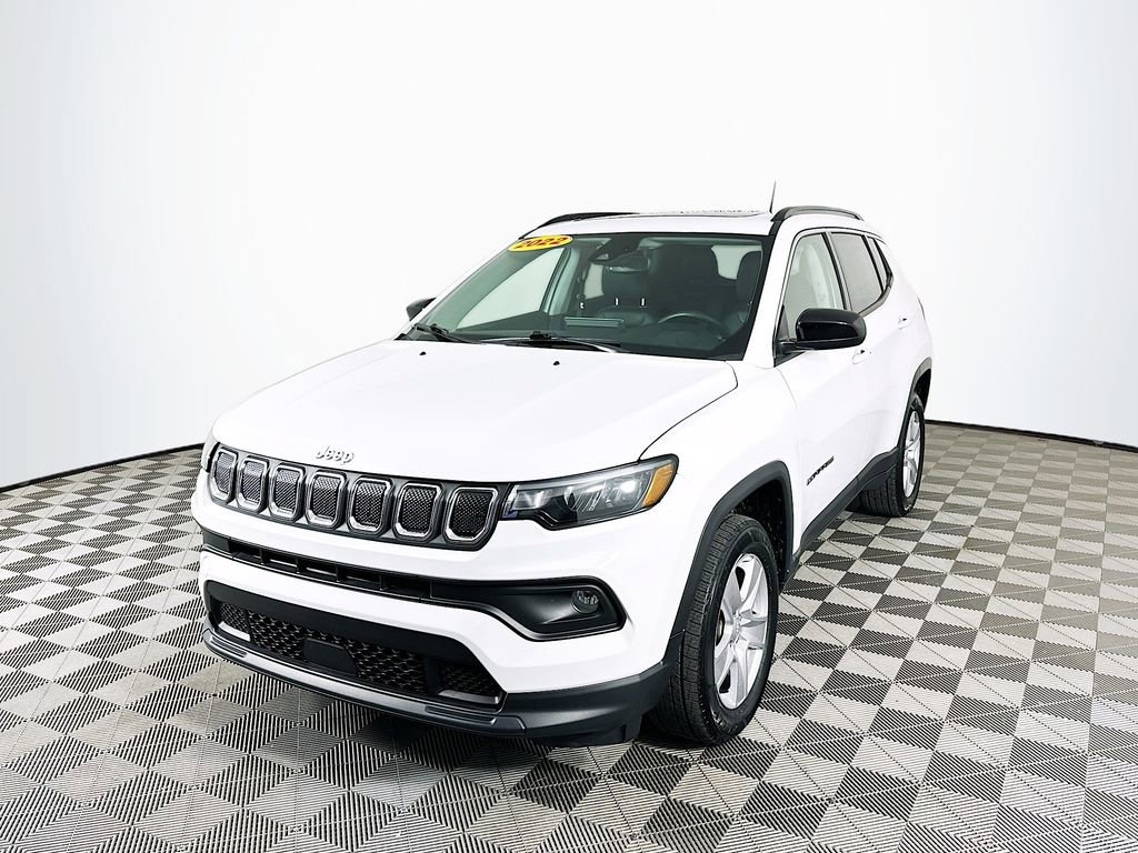Certified 2022 Jeep Compass Latitude w/ Sun and Sound Group image 6