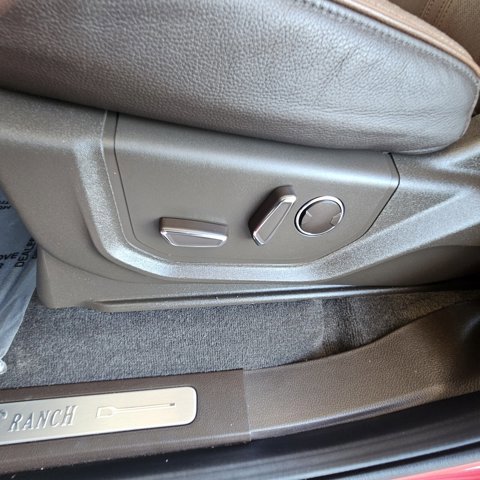 Used 2022 Ford Expedition King Ranch image 14