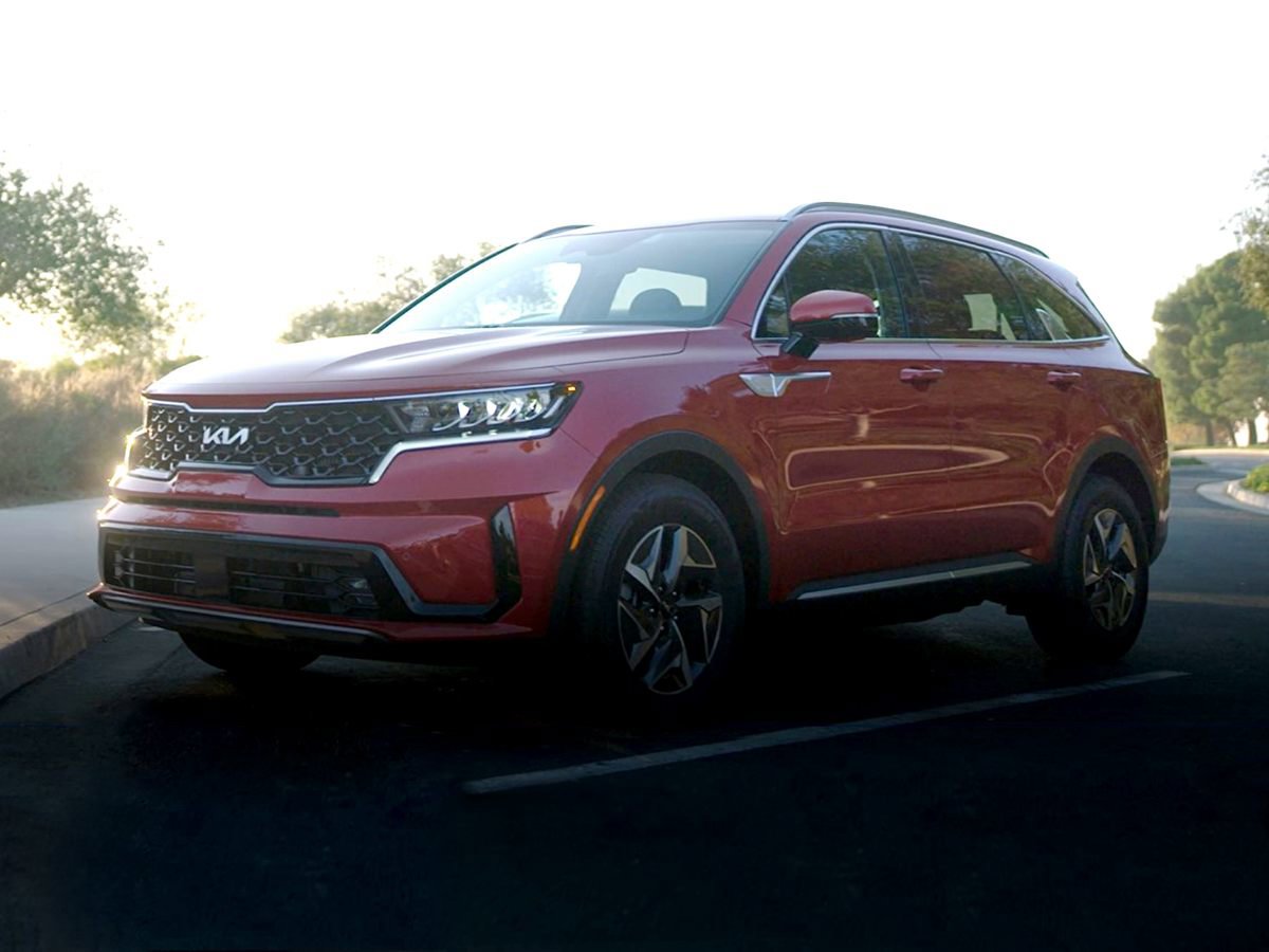 Certified 2023 Kia Sorento SX Prestige w/ Panoramic Sunroof Package image 1