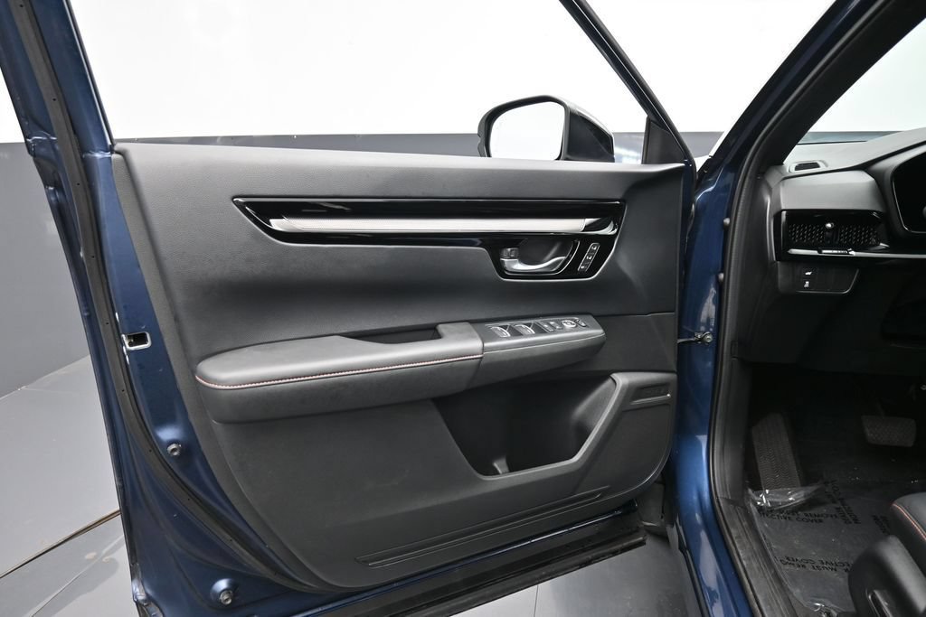 Used 2024 Honda CR-V Sport Touring image 18