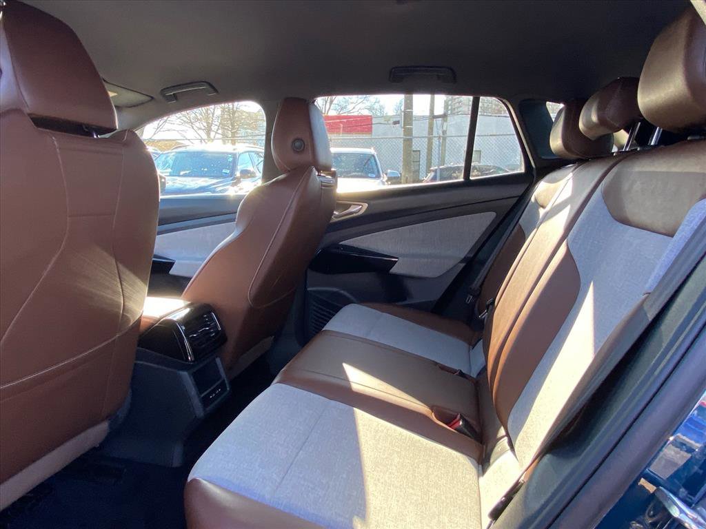 Certified 2023 Volkswagen ID.4 Pro image 18