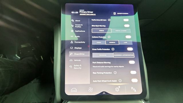 Used 2024 Lucid Air Pure RWD image 69