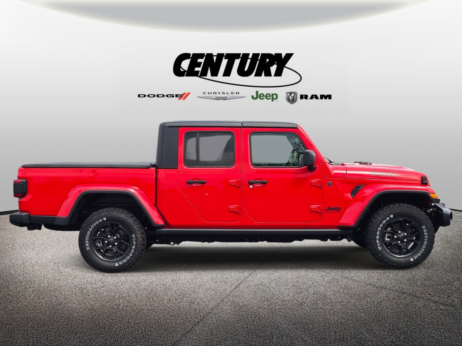Used 2024 Jeep Gladiator Sport image 2