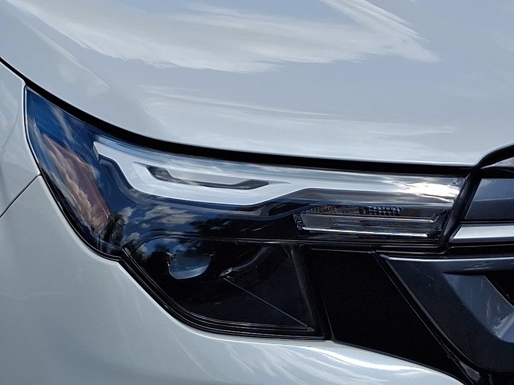 Certified 2025 Subaru Forester Premium AWD/4WD image 9
