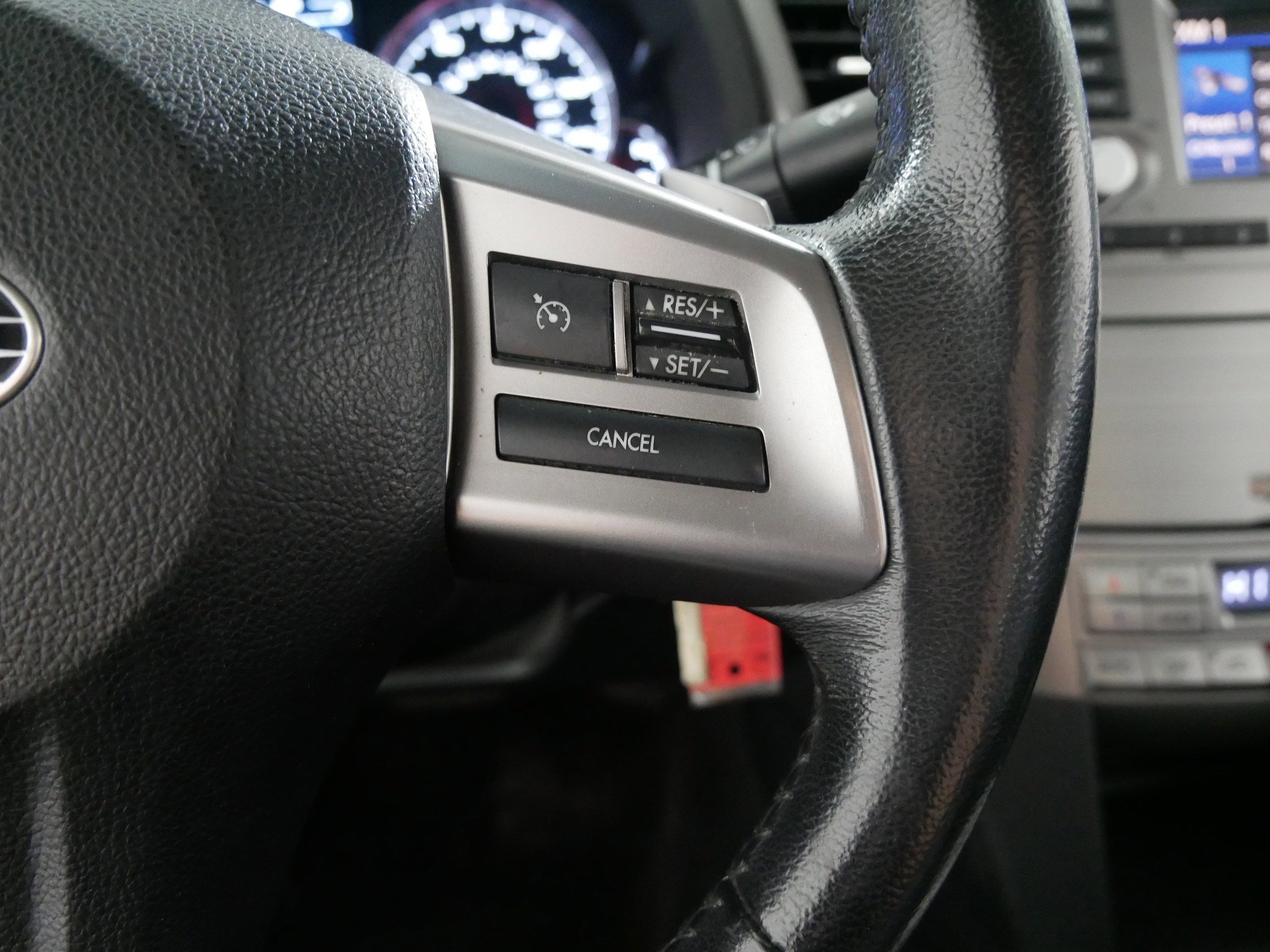 Used 2014 Subaru Legacy 2.5i Limited w/ Moonroof Package image 28