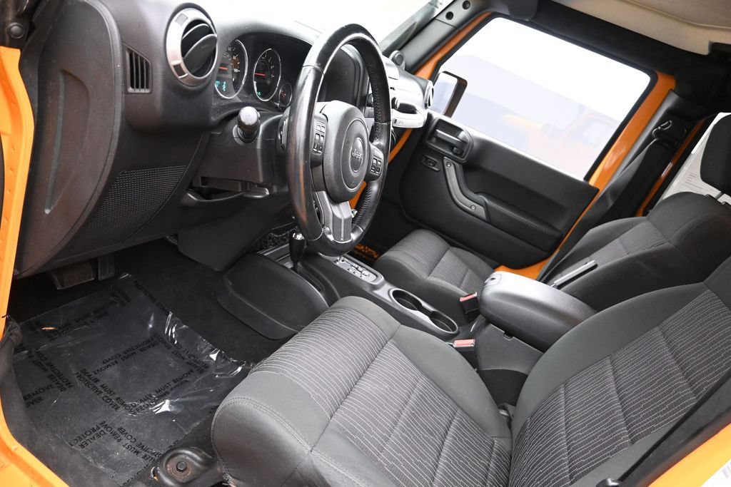 Used 2012 Jeep Wrangler Unlimited Sport AWD/4WD image 16