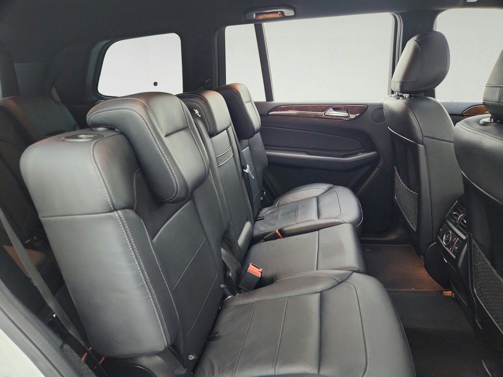 Used 2019 Mercedes-Benz GLS 450 4MATIC image 32
