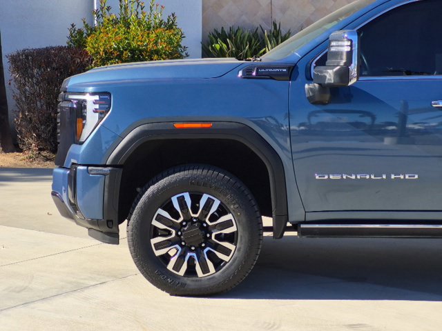 Used 2024 GMC Sierra 2500 Denali Ultimate AWD/4WD image 25