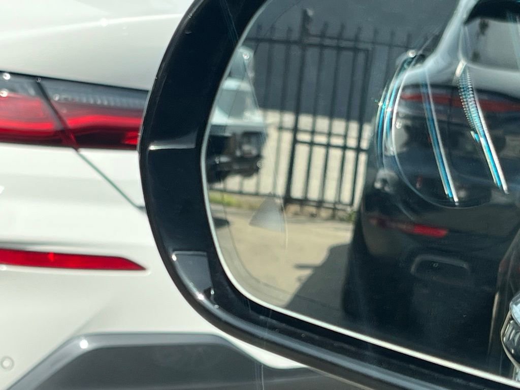 Used 2015 Mercedes-Benz S 550 Sedan image 27
