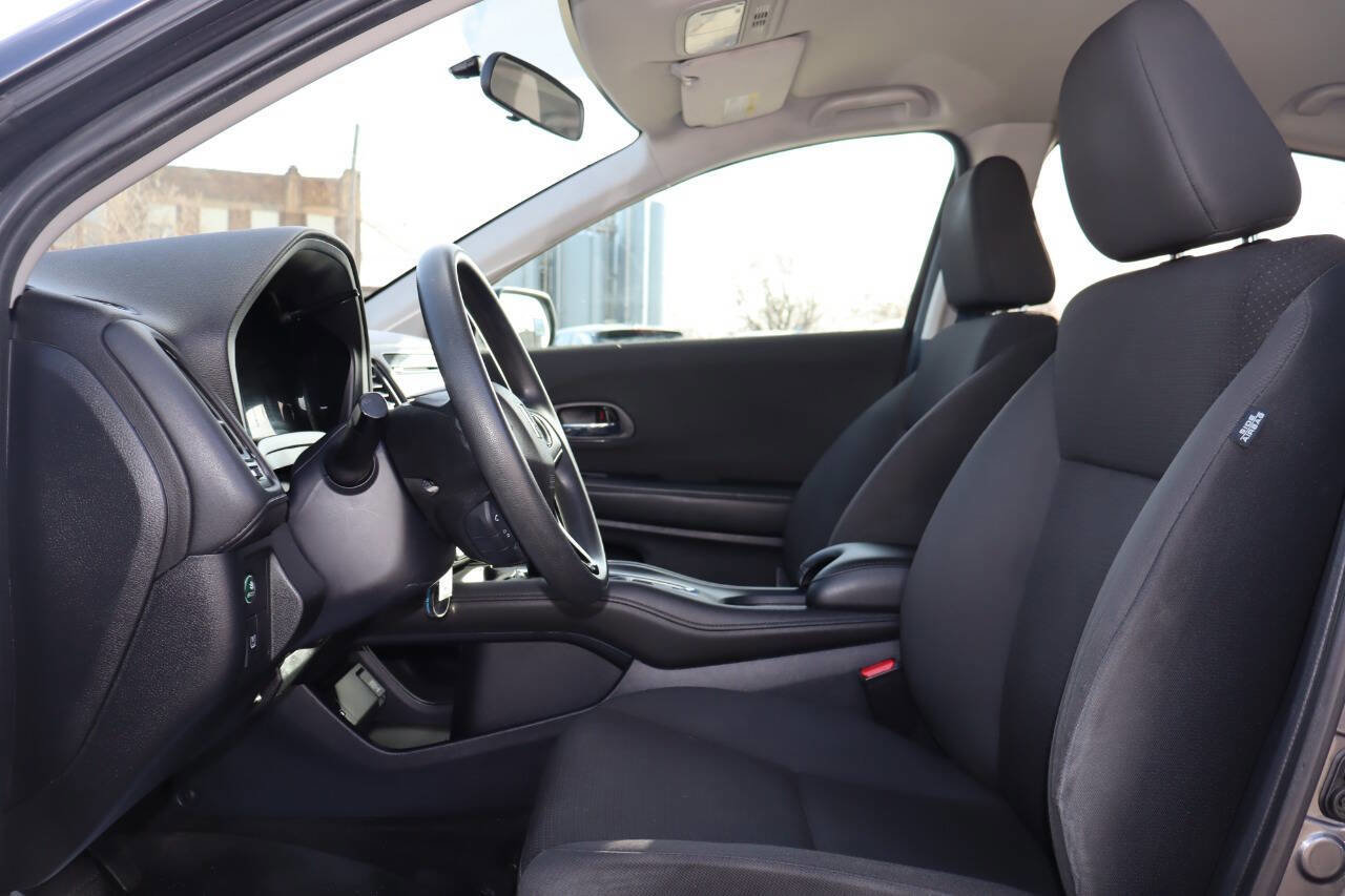 Used 2020 Honda HR-V LX image 5