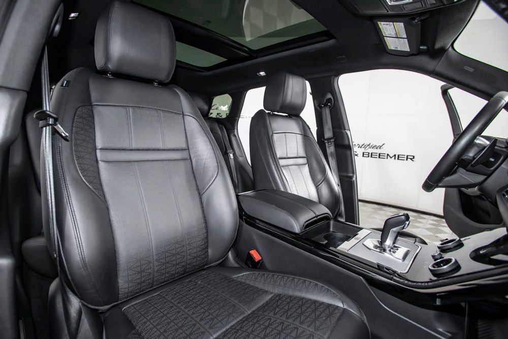 Used 2020 Land Rover Range Rover Evoque R-Dynamic HSE image 19