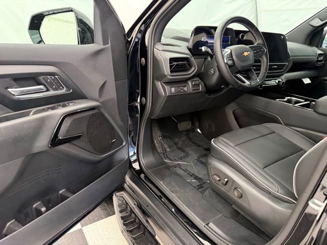 New 2026 Chevrolet Silverado EV LT w/ Plus Package AWD/4WD image 33