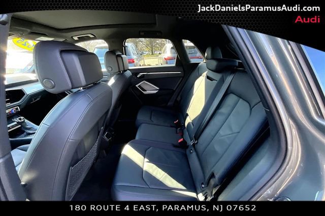 Used 2025 Audi Q3 2.0T Premium w/ Convenience Package image 18