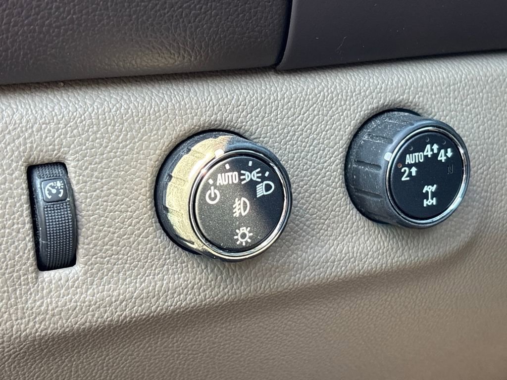 Used 2018 GMC Canyon SLT w/ Driver Alert Package image 38