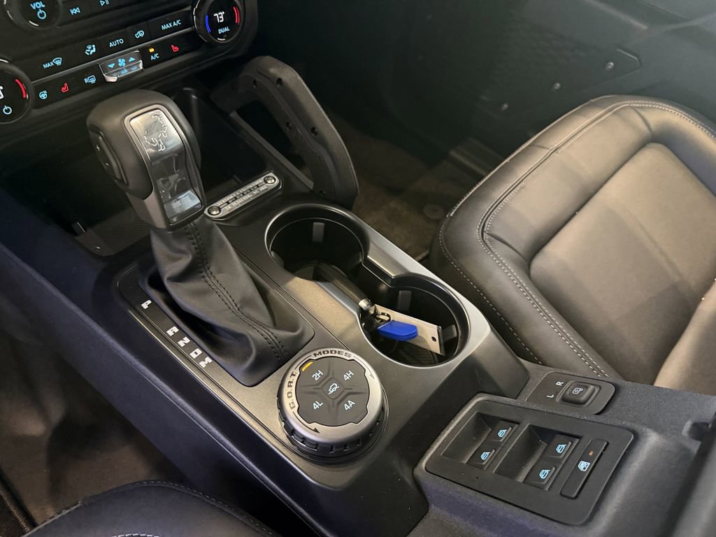 New 2025 Ford Bronco Badlands image 28