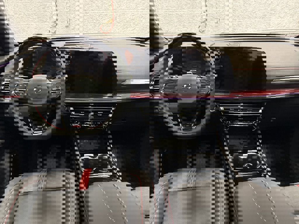 New 2026 Chevrolet Traverse RS w/ LPO, Floor Liner Package image 10