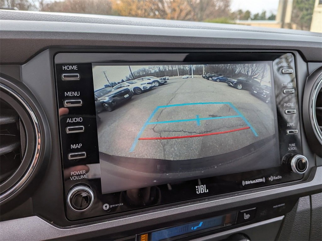 Used 2020 Toyota Tacoma TRD Off-Road image 12