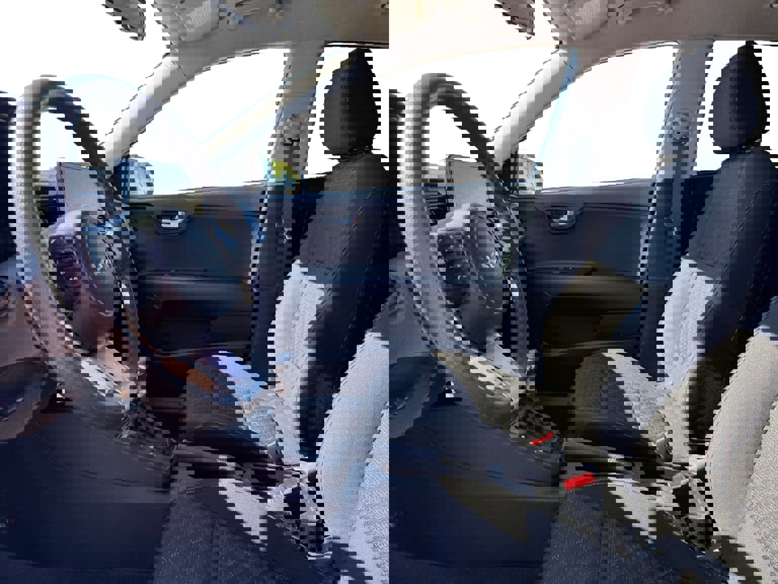 Used 2023 Kia Rio LX image 10