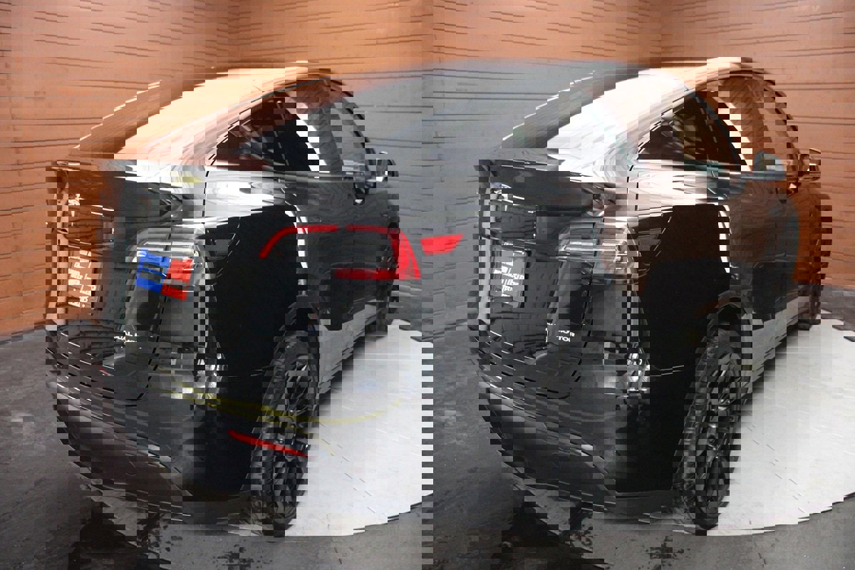 Used 2023 Tesla Model Y Long Range image 53