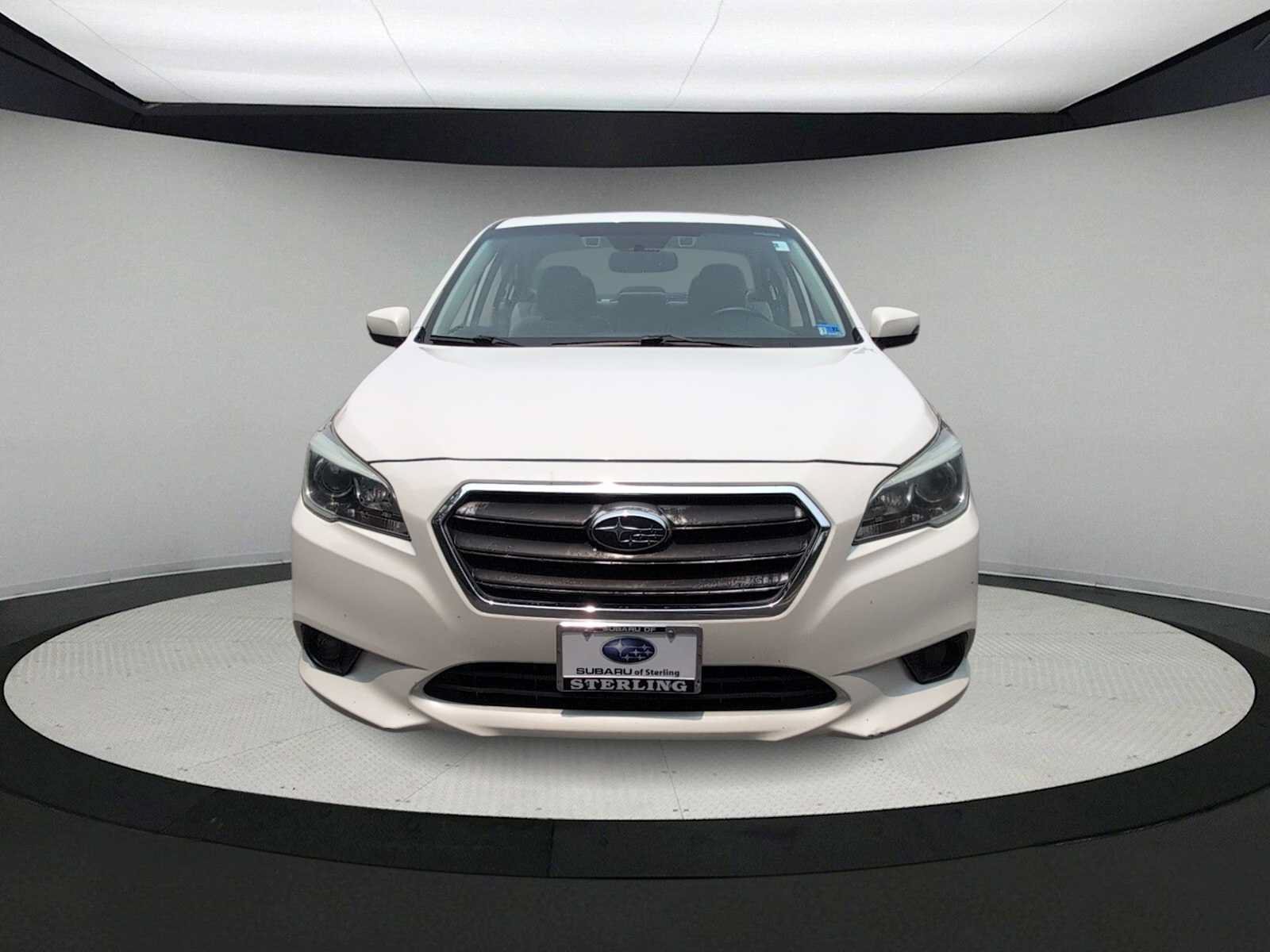 Used 2015 Subaru Legacy 2.5i Limited AWD/4WD image 3