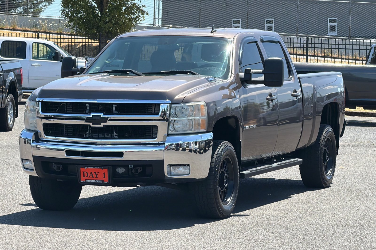 Used 2008 Chevrolet Silverado 2500 LTZ w/ Safety Package AWD/4WD image 10