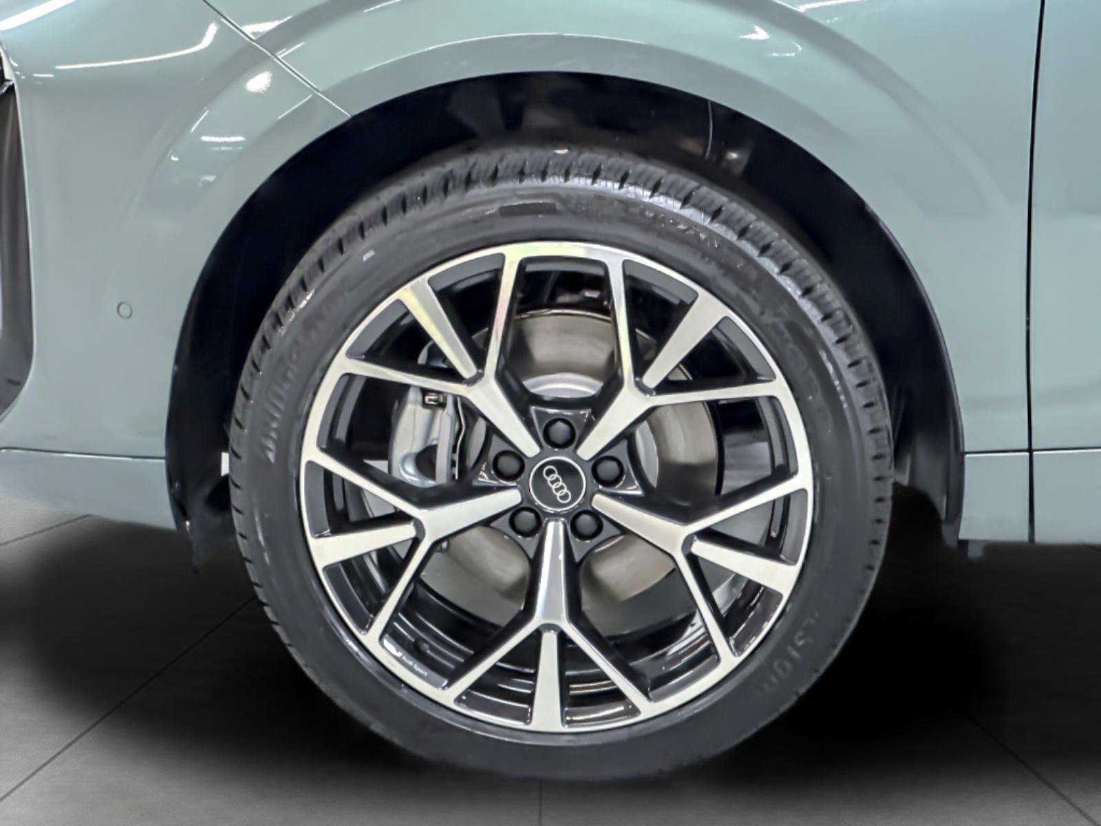 New 2026 Audi Q3 quattro 2.0T AWD/4WD image 25