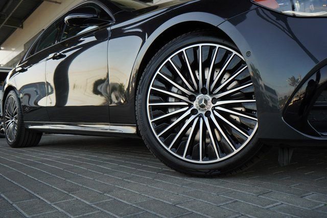New 2026 Mercedes-Benz E 450 4MATIC Sedan image 10