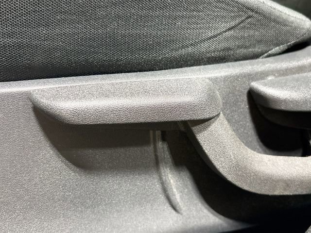 Used 2021 Nissan Kicks SV image 20