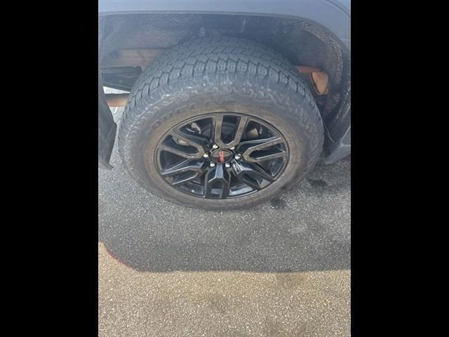 Certified 2019 GMC Sierra 1500 SLT w/ X31 Off-Road Package image 16