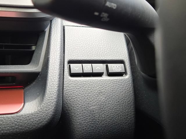 Used 2024 Toyota Prius Prime FWD image 20