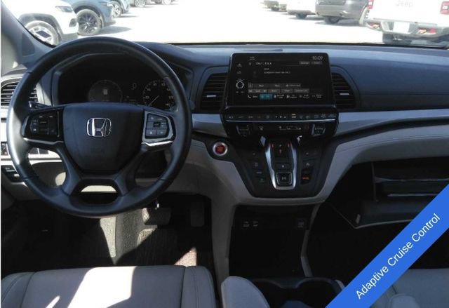 Used 2025 Honda Odyssey EX-L image 3