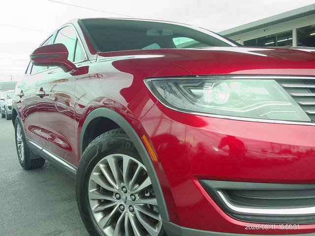 Used 2016 Lincoln MKX Select w/ Select Plus Package FWD image 19