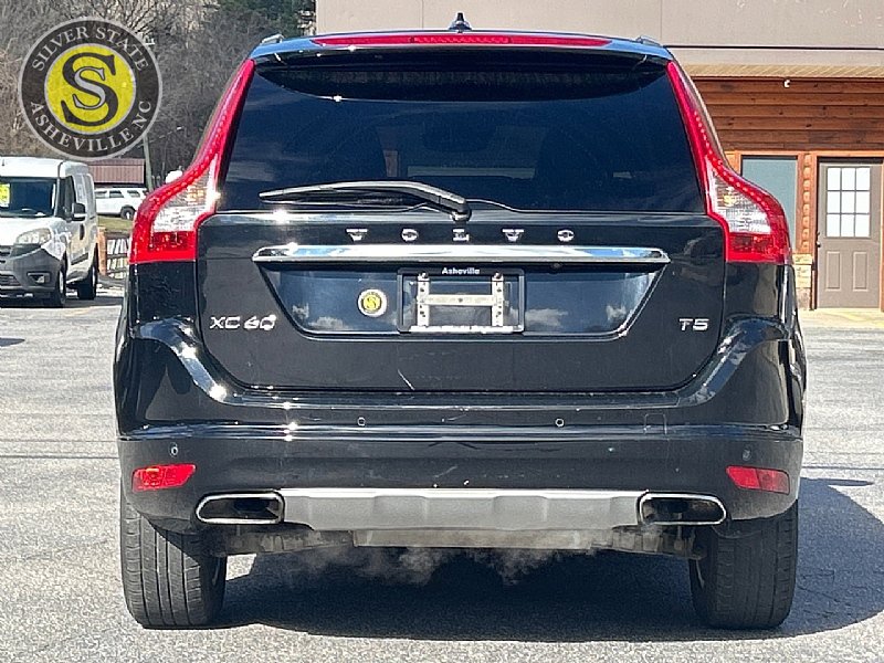 Used 2015 Volvo XC60 T5 Platinum w/ Climate Package FWD image 5